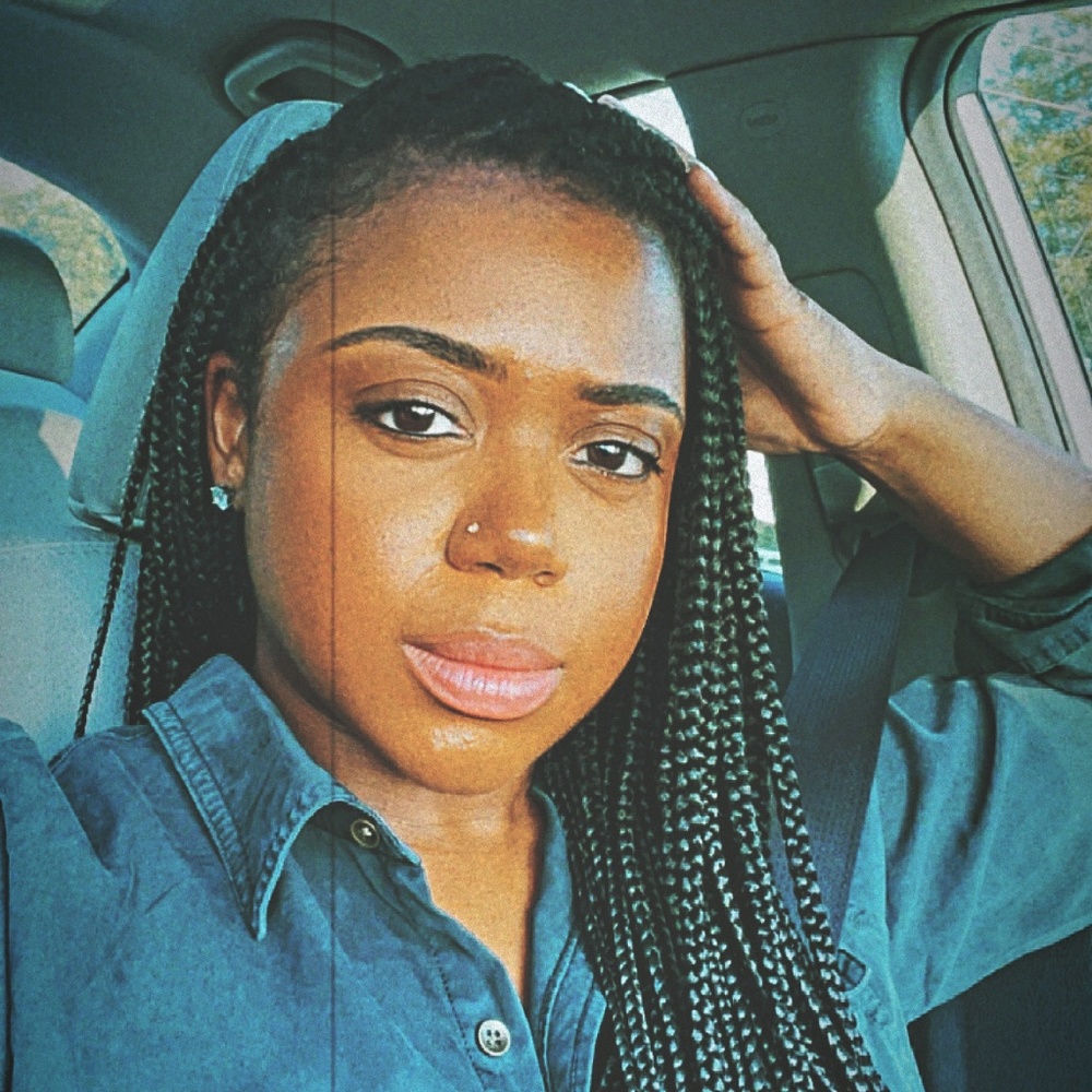 Meet your Posher, Alisha